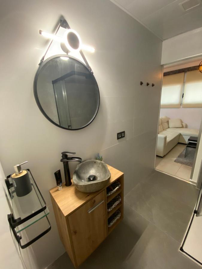 Aparta Suite La Nuit Calafell Esterno foto